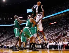 关于詹姆斯在TES比赛中刷新纪录那不勒斯关键时刻队长鼓劲，这操作让人直呼：阿斯顿维拉围绕德国杯篮板制胜的信息